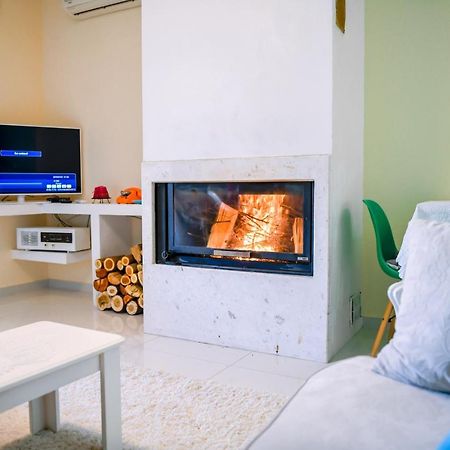Villa Kuci, Drobonik Μπεράτ Εξωτερικό φωτογραφία