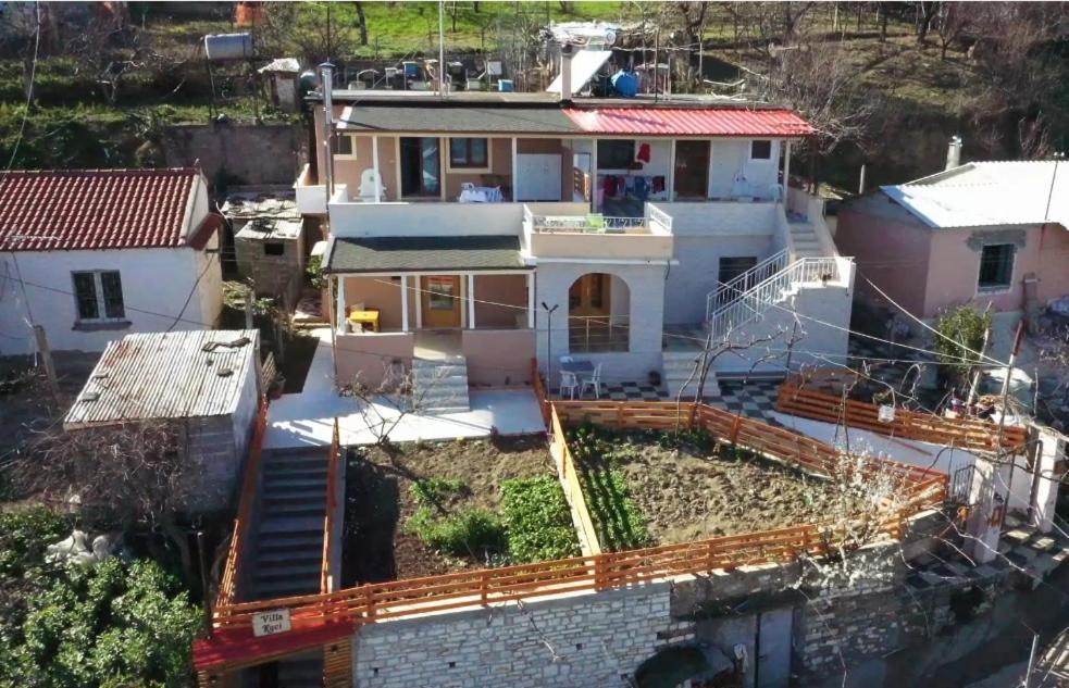 Villa Kuci, Drobonik Μπεράτ Εξωτερικό φωτογραφία