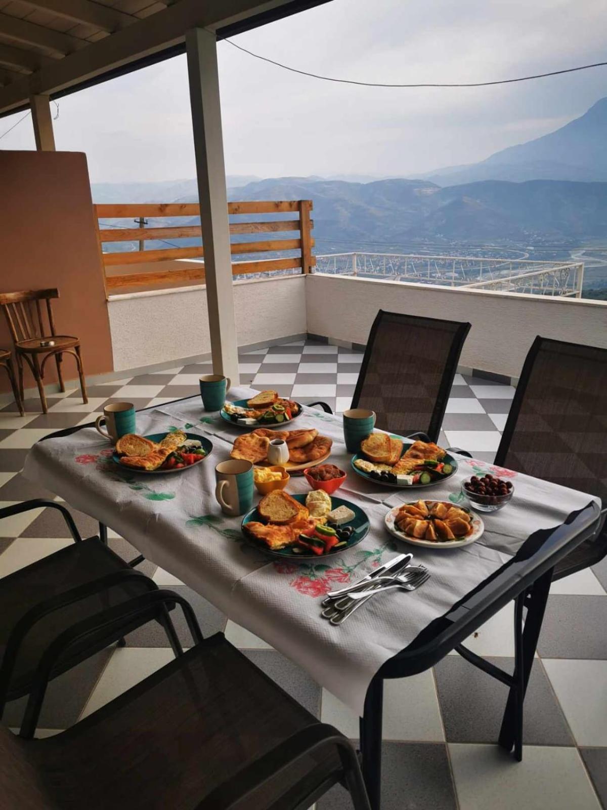 Villa Kuci, Drobonik Μπεράτ Εξωτερικό φωτογραφία